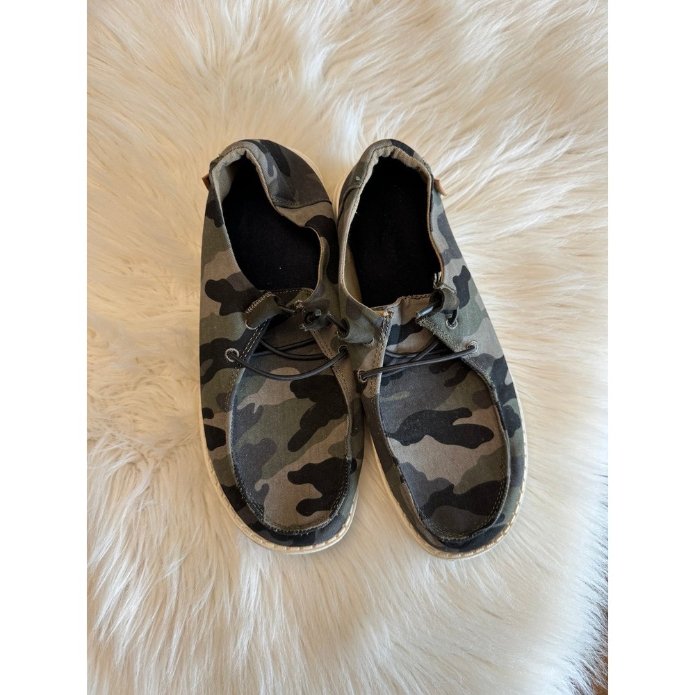 Hey‎ dude Wendy size 7 camo shoes EUC